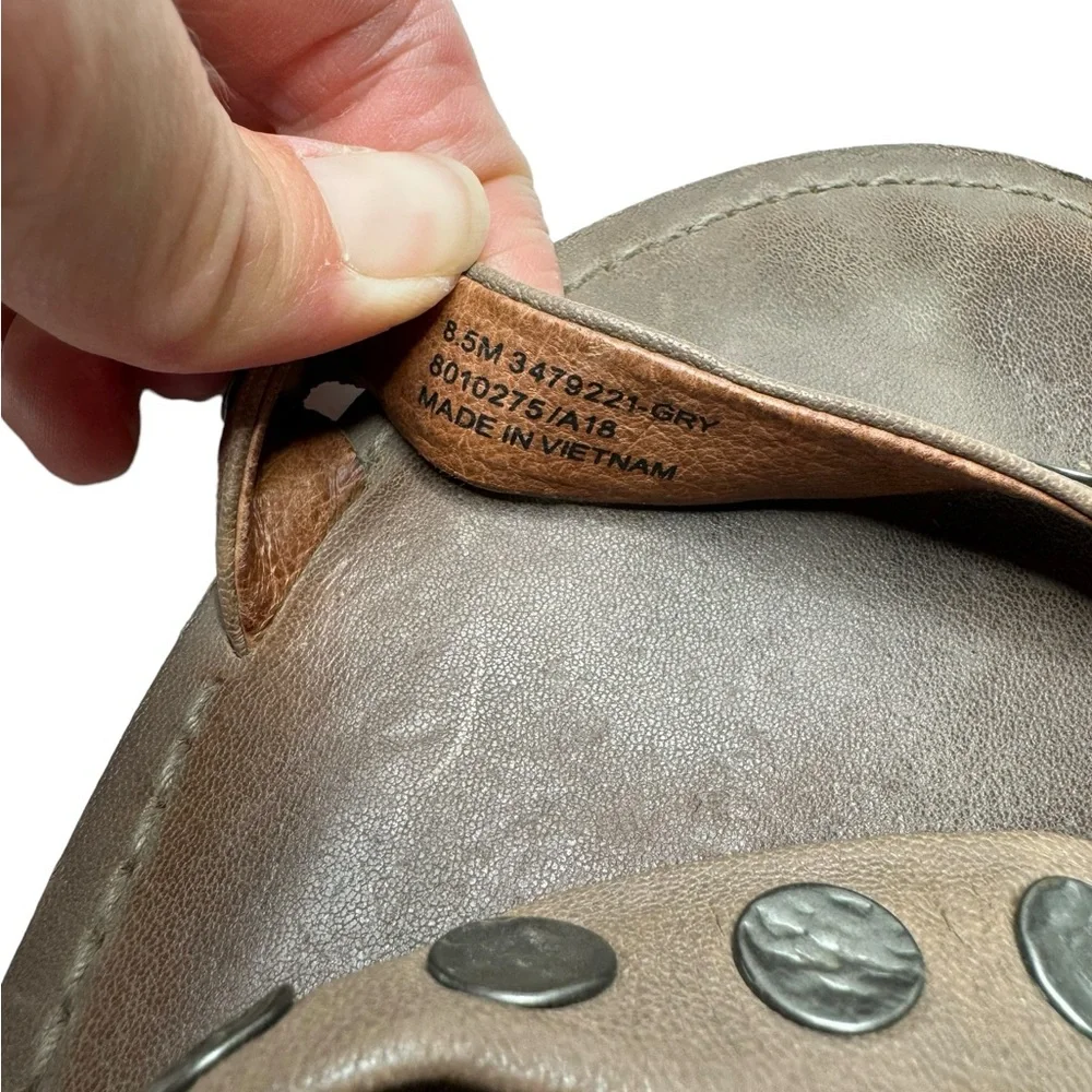 Frye | Morgan Hammered Stud Flat Sandals in Grey Leather 8.5